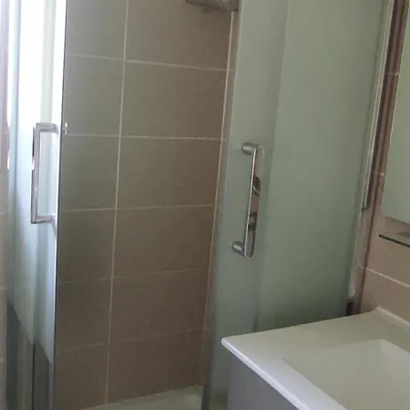 Apartamento Grand 3 Pieces Avec Vue Sur Pistes Et A Besse - Fr-1-814-129 *